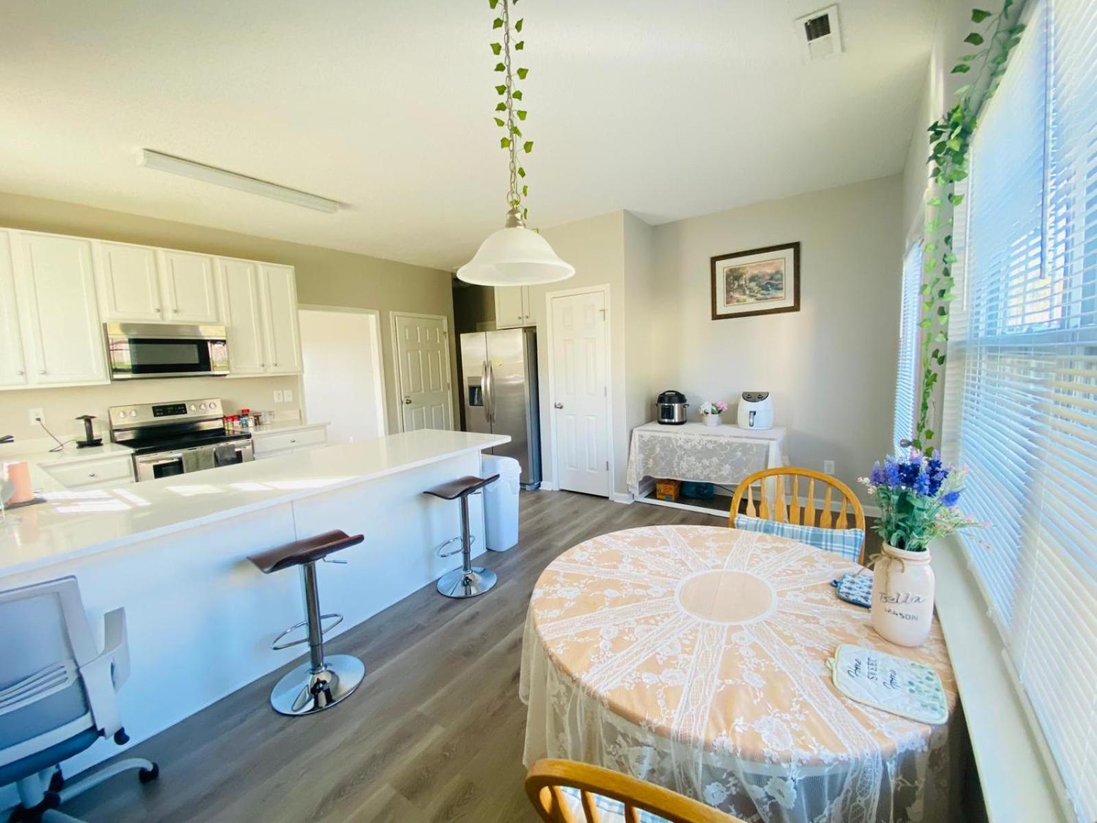 Private Room & Bathroom Close To Downtown Raleigh Exterior foto